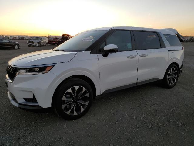  Salvage Kia Carnival