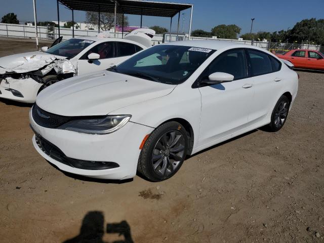  Salvage Chrysler 200