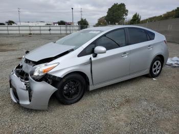  Salvage Toyota Prius