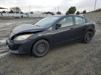  Salvage Mazda 3