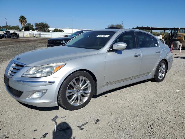  Salvage Hyundai Genesis