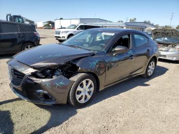  Salvage Mazda 3