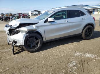  Salvage Mercedes-Benz GLA