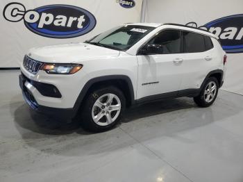  Salvage Jeep Compass