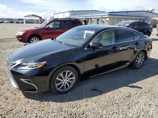  Salvage Lexus Es