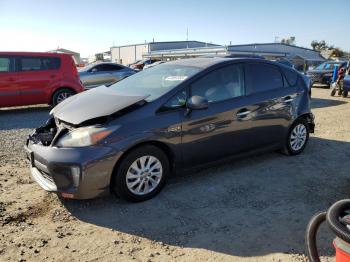  Salvage Toyota Prius