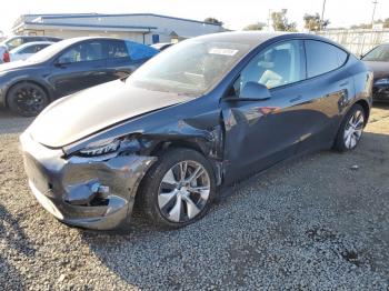  Salvage Tesla Model Y