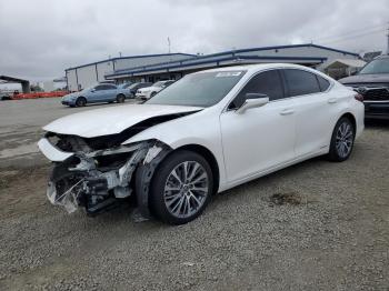  Salvage Lexus Es