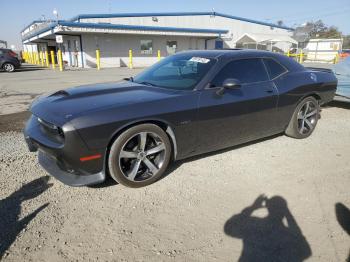  Salvage Dodge Challenger