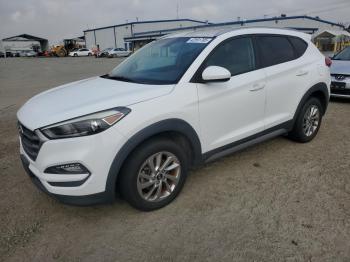  Salvage Hyundai TUCSON