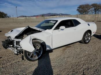  Salvage Dodge Challenger