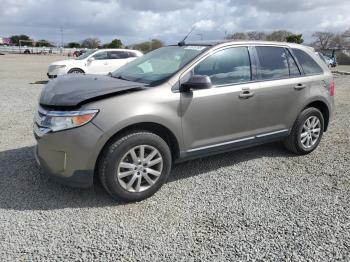  Salvage Ford Edge