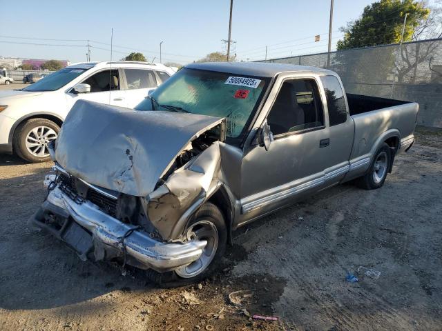  Salvage Chevrolet S-10