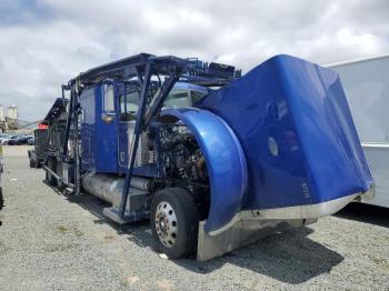  Salvage Peterbilt 389