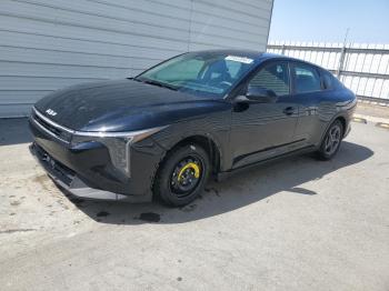  Salvage Kia K4 Lx