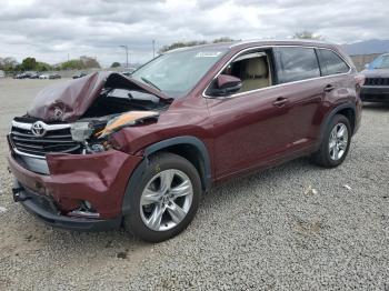  Salvage Toyota Highlander
