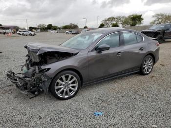  Salvage Mazda 3