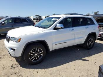  Salvage Jeep Grand Cherokee