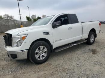  Salvage Nissan Titan
