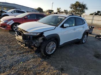  Salvage Hyundai KONA