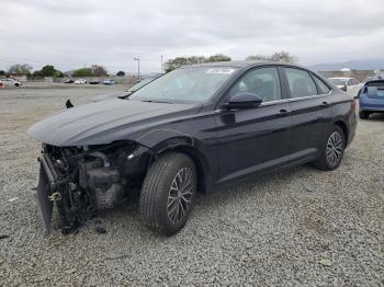  Salvage Volkswagen Jetta