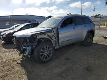  Salvage Jeep Grand Cherokee