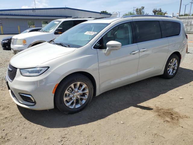 Salvage Chrysler Pacifica