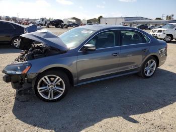  Salvage Volkswagen Passat