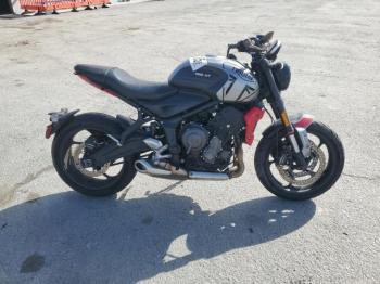  Salvage Triumph Motorcycle Trident 66