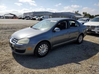  Salvage Volkswagen Jetta