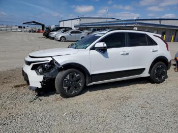  Salvage Kia Niro