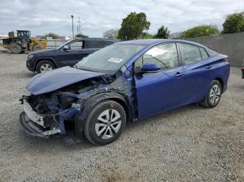  Salvage Toyota Prius