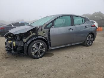  Salvage Nissan LEAF