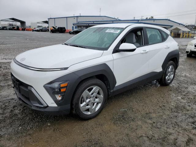  Salvage Hyundai KONA
