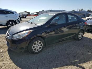  Salvage Hyundai ACCENT
