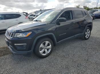  Salvage Jeep Compass