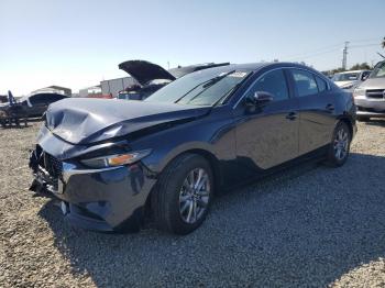  Salvage Mazda 3