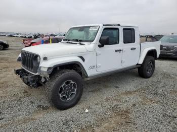  Salvage Jeep Gladiator