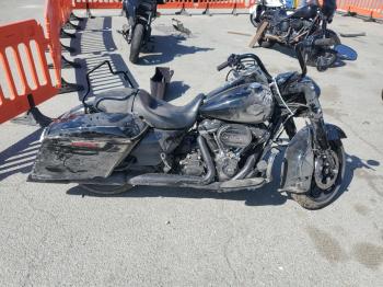  Salvage Harley-Davidson Fl