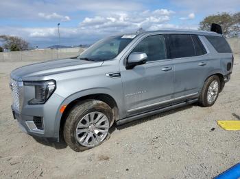  Salvage GMC Yukon