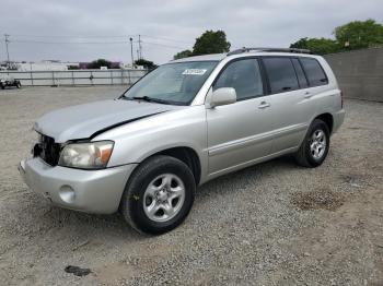  Salvage Toyota Highlander