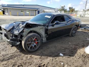  Salvage Dodge Challenger
