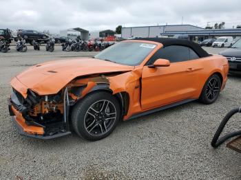  Salvage Ford Mustang