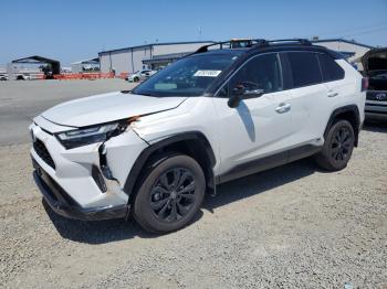  Salvage Toyota RAV4