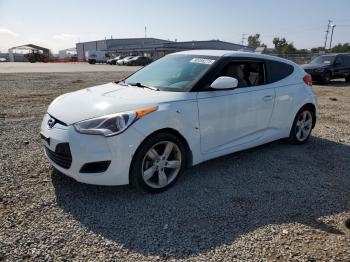  Salvage Hyundai VELOSTER