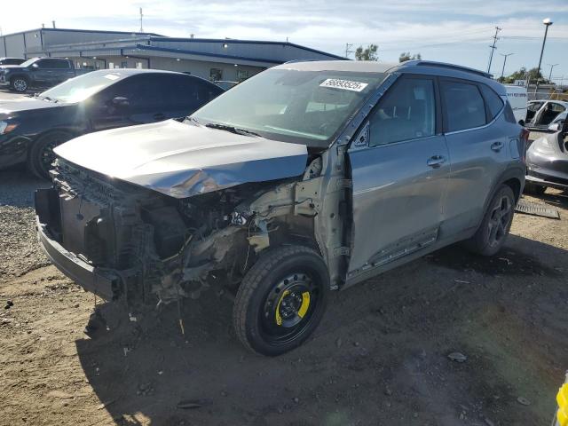  Salvage Kia Seltos