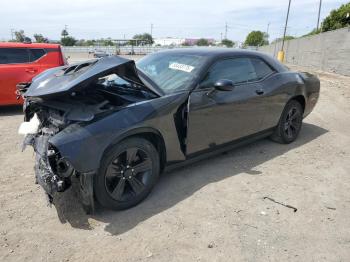 Salvage Dodge Challenger