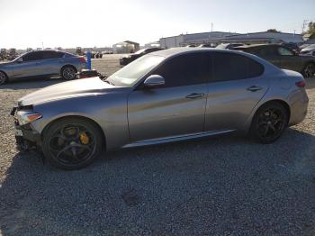  Salvage Alfa Romeo Giulia