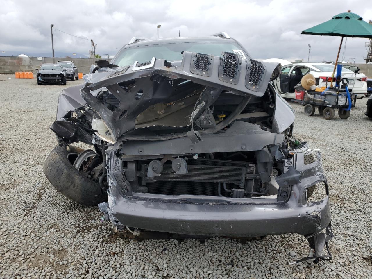 Jeep Grand Cherokee Latitude Image 7