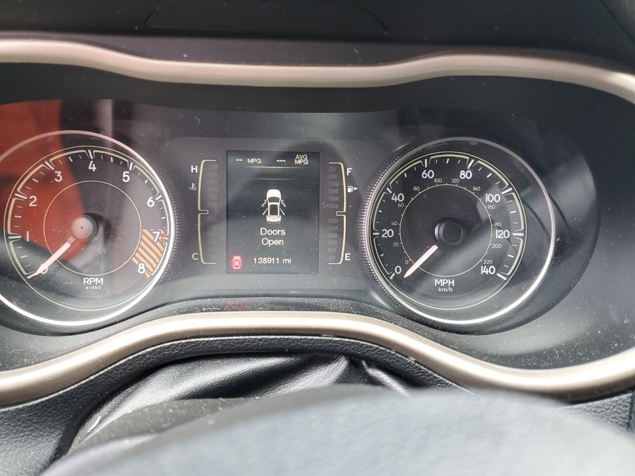 Jeep Grand Cherokee Latitude Image 5